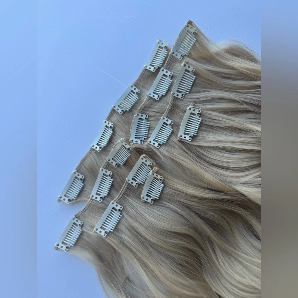 22 In Luxurious Natural Ash Light Blonde Wavy Hair Extensions - Human blend